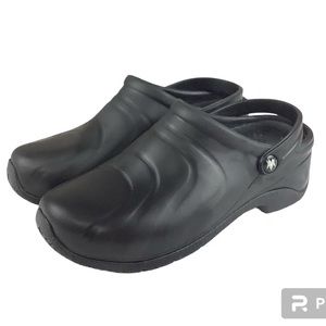 Anywear Slip-Resistant Zone Clogs Size 7 Black Cherokee
